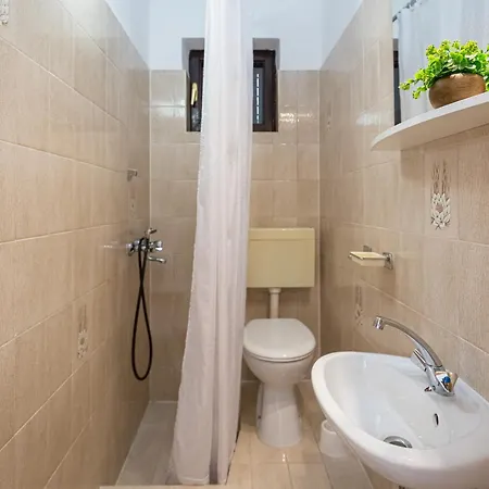 Apartment Nede *